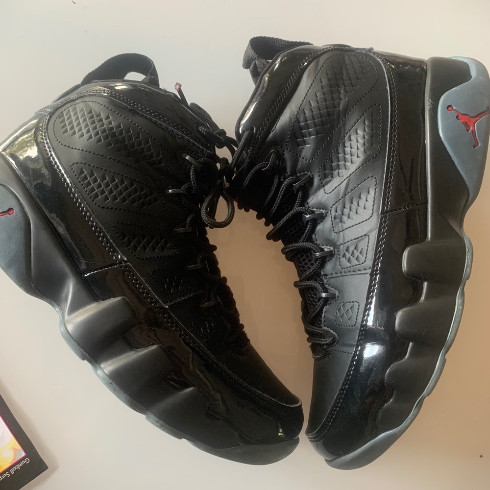 Air Jordan 9 Retro BG Bred black and red sneakers UNISEX - Picture 2 of 9